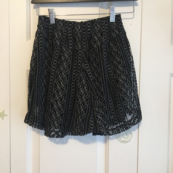 Korean black and white Elastic Skorts - Picture 4 of 6